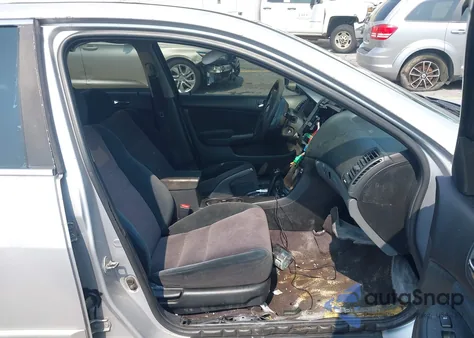 2003 Honda Accord 2.4 Lx из США, поврежденный, VIN 1HGCM56363A077018